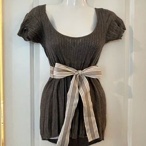 Abercrombie & Fitch Top with hood & bow